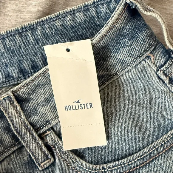 Hollister High Rise Bootcut Jeans - Picture 6 of 8